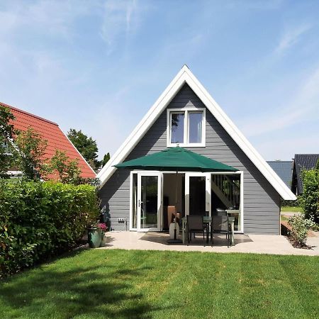 Stylish Holiday Home By The Sea Tuitjenhorn 外观 照片